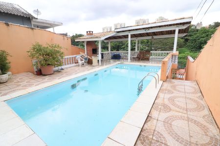 Casa para alugar com 450m², 3 quartos e 6 vagasPiscina
