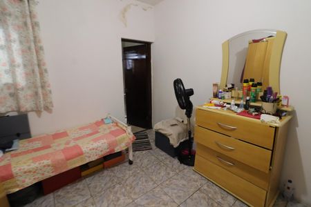 Suíte 1 de casa à venda com 3 quartos, 450m² em Umuarama, Osasco