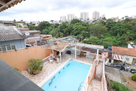 Casa para alugar com 450m², 3 quartos e 6 vagasÁrea de Serviço