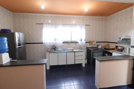 Casa para alugar com 450m², 3 quartos e 6 vagasCozinha