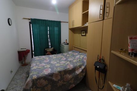 Casa para alugar com 450m², 3 quartos e 6 vagasQuarto