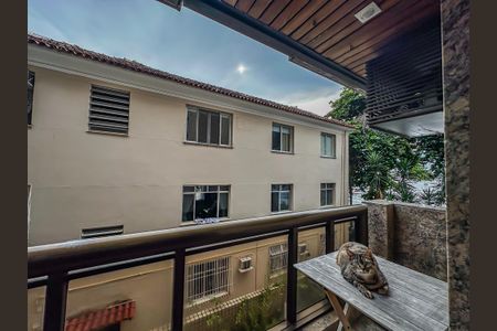 Apartamento para alugar com 282m², 4 quartos e 3 vagas