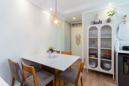 Apartamento à venda com 64m², 2 quartos e 1 vagaSala de Jantar