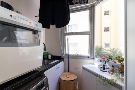 Apartamento à venda com 64m², 2 quartos e 1 vagaÁrea de Serviço