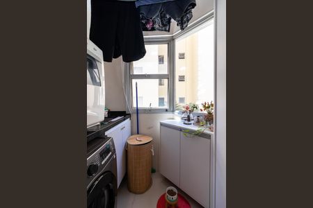 Apartamento à venda com 64m², 2 quartos e 1 vagaÁrea de Serviço