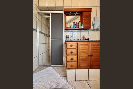 Casa à venda com 230m², 2 quartos e 3 vagasBanheiro da Suíte