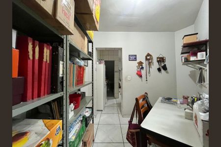 Casa à venda com 230m², 2 quartos e 3 vagasEscritório 
