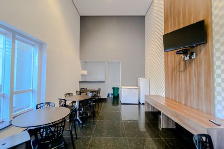 Apartamento à venda com 45m², 1 quarto e 1 vaga Apartamento à venda com 45m², 1 quarto e 1 vagaÁrea comum - Salão de festas