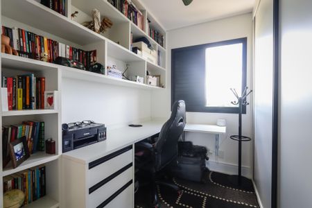 Apartamento à venda com 144m², 3 quartos e 2 vagasQuarto 2