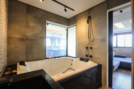 Apartamento à venda com 144m², 3 quartos e 2 vagasBanheira