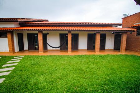 Casa para alugar com 1000m², 5 quartos e 3 vagas