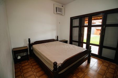 Casa para alugar com 1000m², 5 quartos e 3 vagas