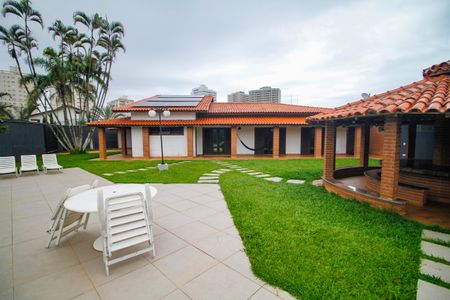 Casa para alugar com 1000m², 5 quartos e 3 vagas