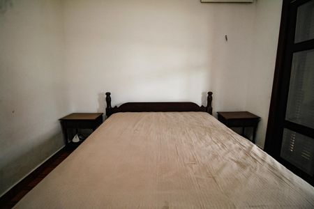 Casa para alugar com 1000m², 5 quartos e 3 vagas