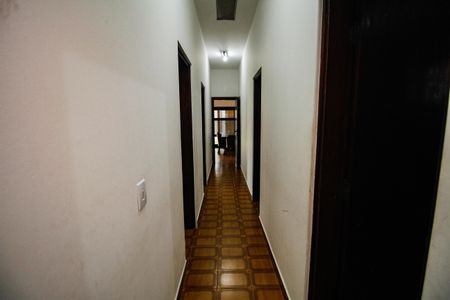 Casa para alugar com 1000m², 5 quartos e 3 vagas