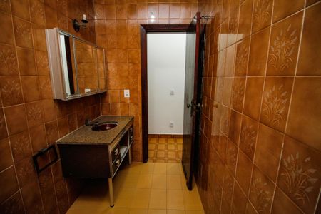 Casa para alugar com 1000m², 5 quartos e 3 vagas