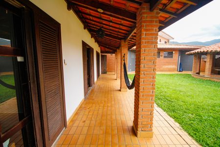 Casa para alugar com 1000m², 5 quartos e 3 vagas