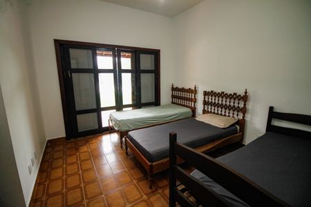 Casa para alugar com 1000m², 5 quartos e 3 vagas