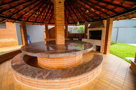 Casa para alugar com 1000m², 5 quartos e 3 vagas