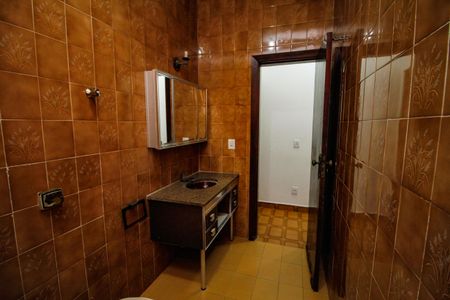 Casa para alugar com 1000m², 5 quartos e 3 vagas