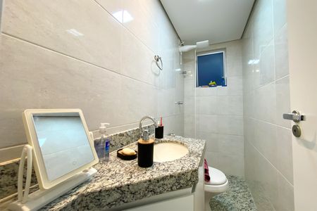 Apartamento à venda com 76m², 3 quartos e 2 vagasBanheiro