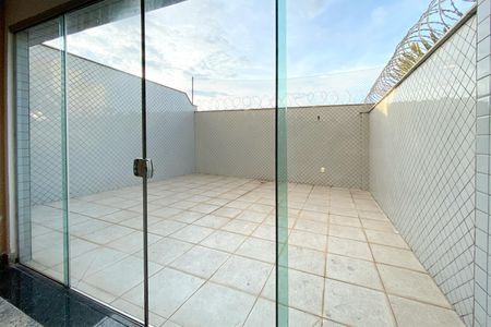 Apartamento à venda com 76m², 3 quartos e 2 vagasÁrea comum