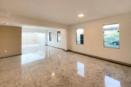 Apartamento à venda com 76m², 3 quartos e 2 vagasÁrea comum