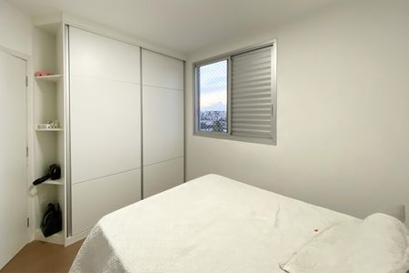 Apartamento à venda com 76m², 3 quartos e 2 vagasSuite 1