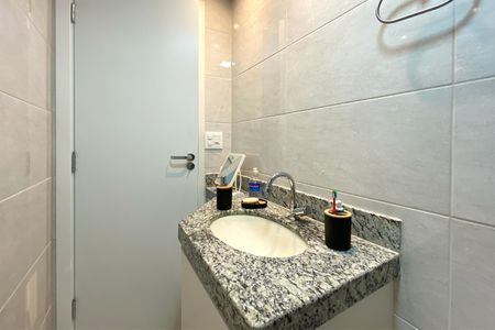 Apartamento à venda com 76m², 3 quartos e 2 vagasBanheiro