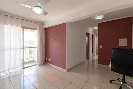 Sala de apartamento para alugar com 3 quartos, 63m² em Vila Gomes, São Paulo