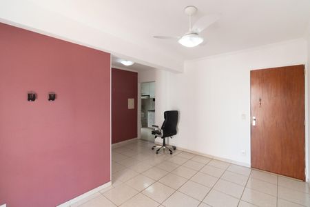 Sala de apartamento para alugar com 3 quartos, 63m² em Vila Gomes, São Paulo