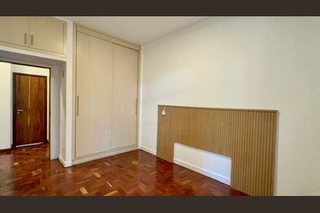 Apartamento para alugar com 120m², 2 quartos e 1 vaga Apartamento para alugar com 120m², 2 quartos e 1 vagaQuarto 2