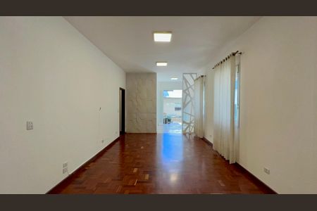 Apartamento para alugar com 120m², 2 quartos e 1 vaga Apartamento para alugar com 120m², 2 quartos e 1 vagaSala