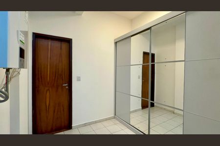 Apartamento para alugar com 120m², 2 quartos e 1 vaga Apartamento para alugar com 120m², 2 quartos e 1 vagaQuarto de Serviço