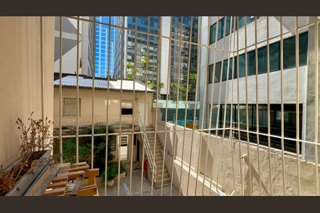 Apartamento para alugar com 120m², 2 quartos e 1 vaga Apartamento para alugar com 120m², 2 quartos e 1 vagaVaranda