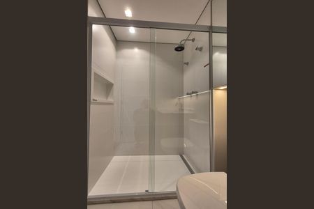 Apartamento para alugar com 167m², 3 quartos e 3 vagasBanheiro da Suíte 1