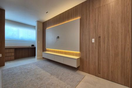 Apartamento para alugar com 167m², 3 quartos e 3 vagasSala de TV