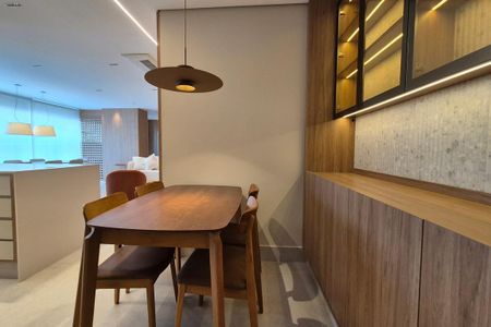 Apartamento para alugar com 167m², 3 quartos e 3 vagasCopa 