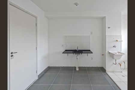 Cozinha de apartamento para alugar com 2 quartos, 37m² em Vila Jaraguá, São Paulo