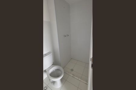 Banheiro de apartamento para alugar com 2 quartos, 37m² em Vila Jaraguá, São Paulo