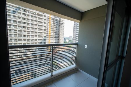 Varanda de kitnet/studio para alugar com 1 quarto, 24m² em Butantã, São Paulo