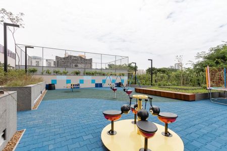 Apartamento à venda com 136m², 3 quartos e 2 vagasÁrea comum - Playground