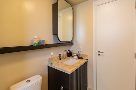 Apartamento à venda com 136m², 3 quartos e 2 vagasBanheiro da Suíte 3