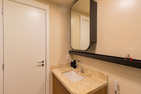 Apartamento à venda com 136m², 3 quartos e 2 vagasBanheiro da Suíte 2