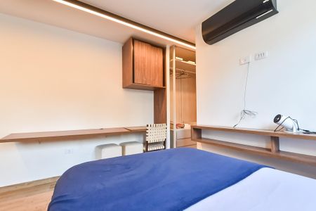 Studio para alugar com 30m², 1 quarto e sem vaga Studio para alugar com 30m², 1 quarto e sem vagaStudio