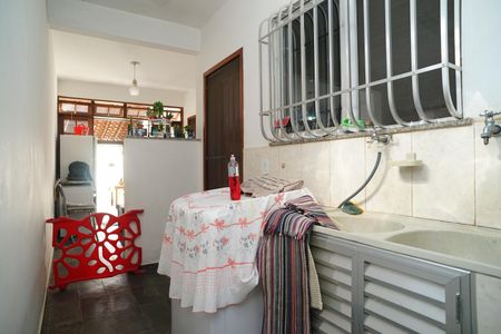 Casa para alugar com 80m², 2 quartos e 2 vagas Casa para alugar com 80m², 2 quartos e 2 vagasÁrea de Serviço