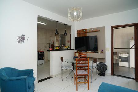 Sala de casa para alugar com 2 quartos, 80m² em Camburi, Maricá