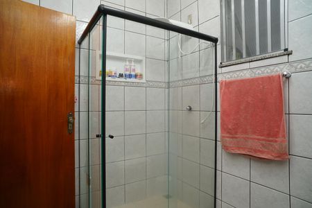 Casa para alugar com 80m², 2 quartos e 2 vagas Casa para alugar com 80m², 2 quartos e 2 vagasBanheiro