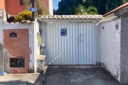 Casa para alugar com 80m², 2 quartos e 2 vagas Casa para alugar com 80m², 2 quartos e 2 vagasFachada