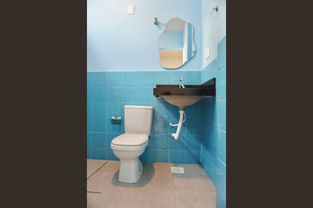 Apartamento para alugar com 46m², 1 quarto e sem vaga Apartamento para alugar com 46m², 1 quarto e sem vagaBanheiro da Suíte